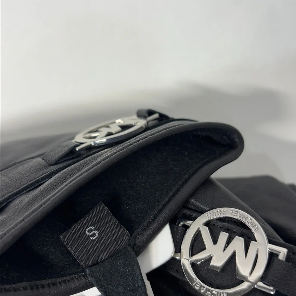 Michael Kors black  Genuine Leather with Logo Gloves with Touch Tips S